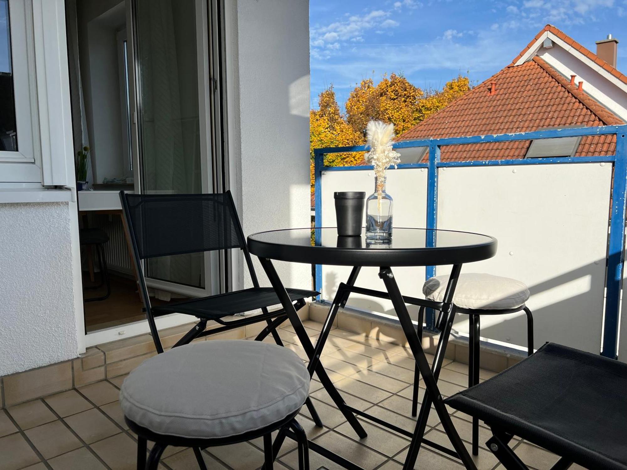 Apartment Modernes Mit Balkon Neu-Ulm